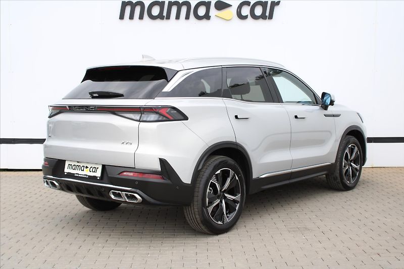 BAIC X7 1.5T 130kW A/T LED PANORAMA - fotka 7 z 29