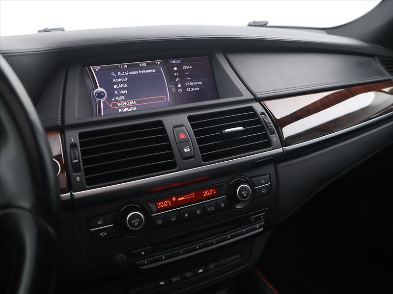 BMW X5 3,0 xDrive 40da 225kW 7-Míst - fotka 23 z 35