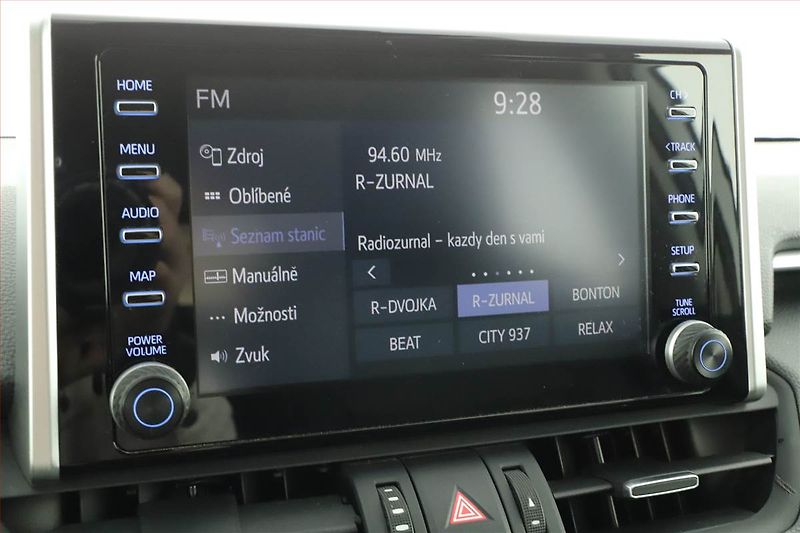 Toyota RAV4 (2021) Executive 2.5 Hybrid - fotka 10 z 18
