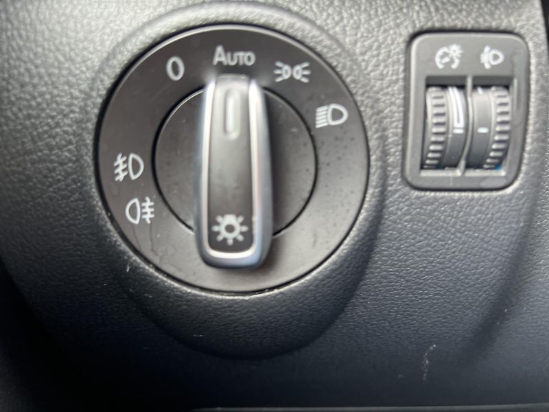 Volkswagen Tiguan 2.0TDi 103kw 4x4 ČR 1.MAJ DPH - fotka 13 z 40