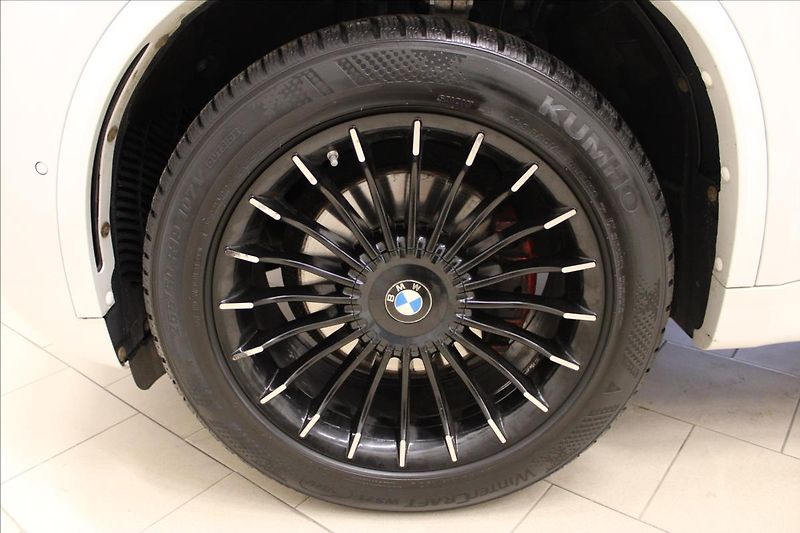 BMW X5 3,0 D 190kW M-paket DPH! - fotka 33 z 34