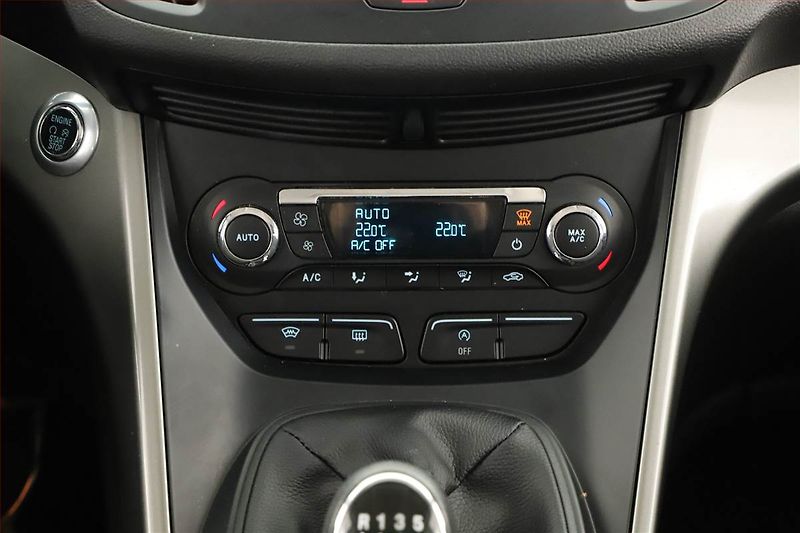 Ford Kuga (2014) Titanium 2.0 TDCi, 4X4, ČR - fotka 11 z 14