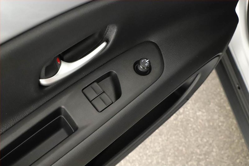 Toyota Aygo (2023) 1.0, Automat, ČR,1.maj - fotka 13 z 14