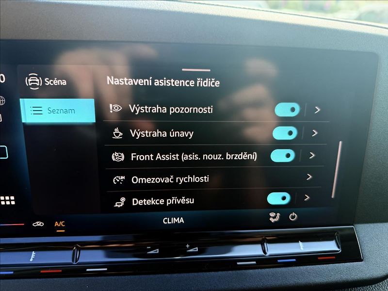 Volkswagen Caddy 2,0 TDi - fotka 17 z 25