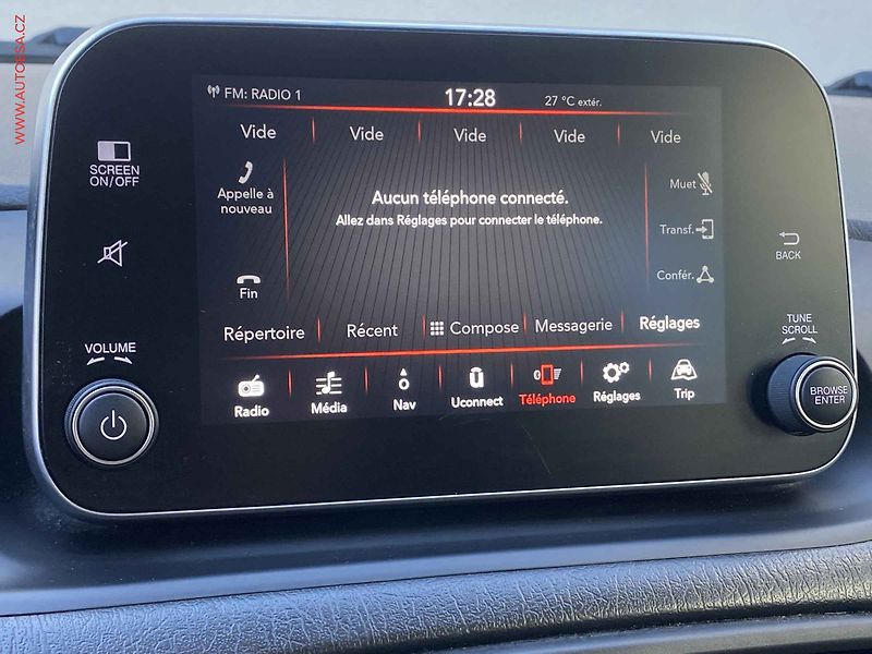 Fiat Tipo (2019) 1.4i, Lounge, navi, kamera - fotka 14 z 18
