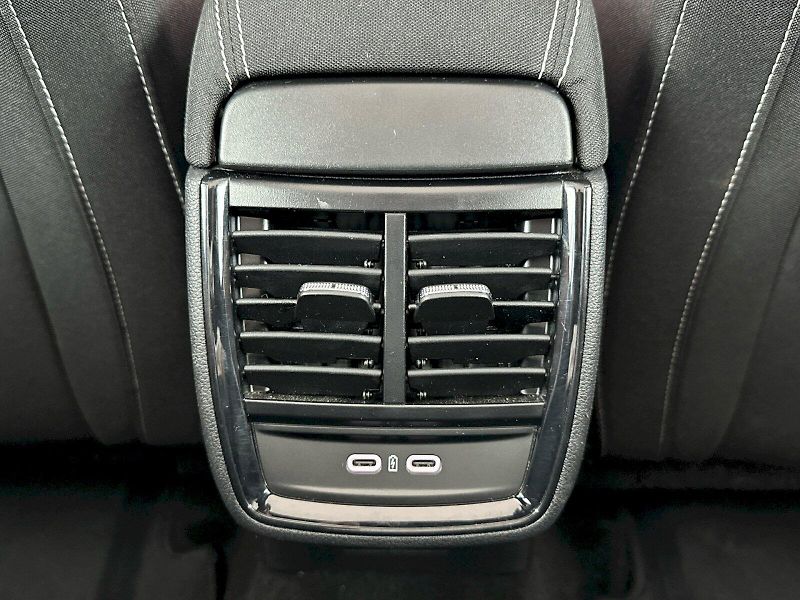 Škoda Kamiq (2025) DSG 1.0TSI 85kW Monte Carlo - fotka 28 z 32