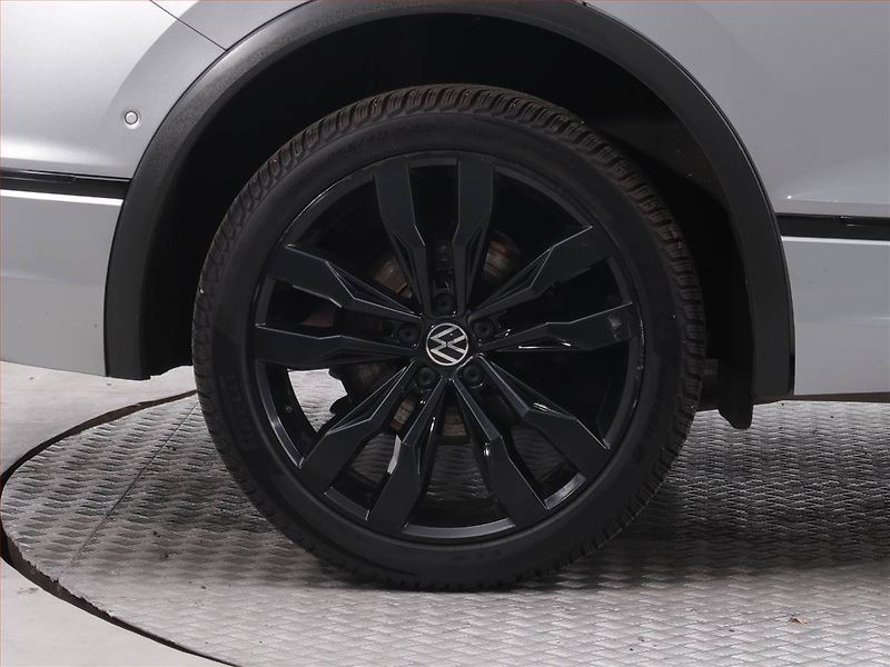 Volkswagen Tiguan Allspace (2021) 2.0 TDI - fotka 12 z 20