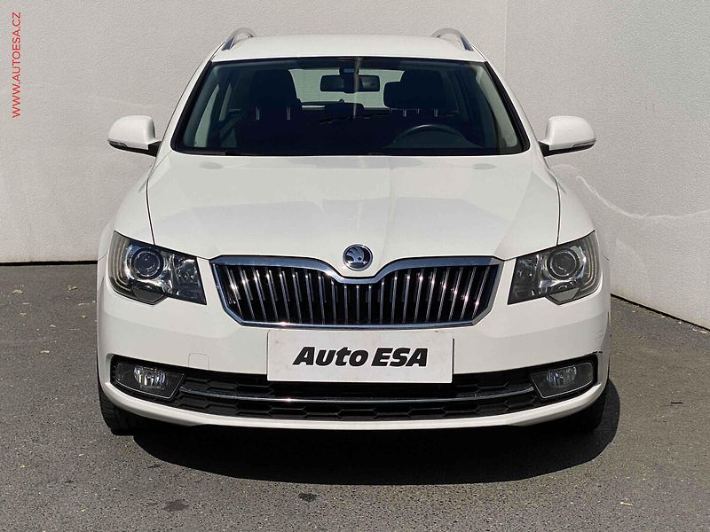 Škoda Superb (2015) 2.0 TDi, Ambition, bixen, - fotka 2 z 18