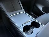 Tesla Model Y Standrart Range LFP Tažné - náhled 32