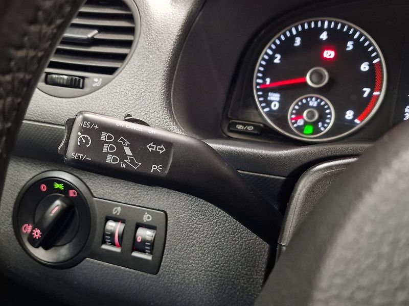 Volkswagen Caddy (2015) 2.0 Maxi CNG MAN 2015 | Záruka - fotka 27 z 53