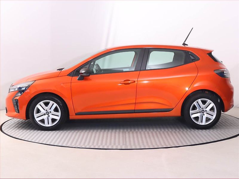 Renault Clio (2025) 1.0 TCe, Serv.kniha, Tempomat - fotka 3 z 20