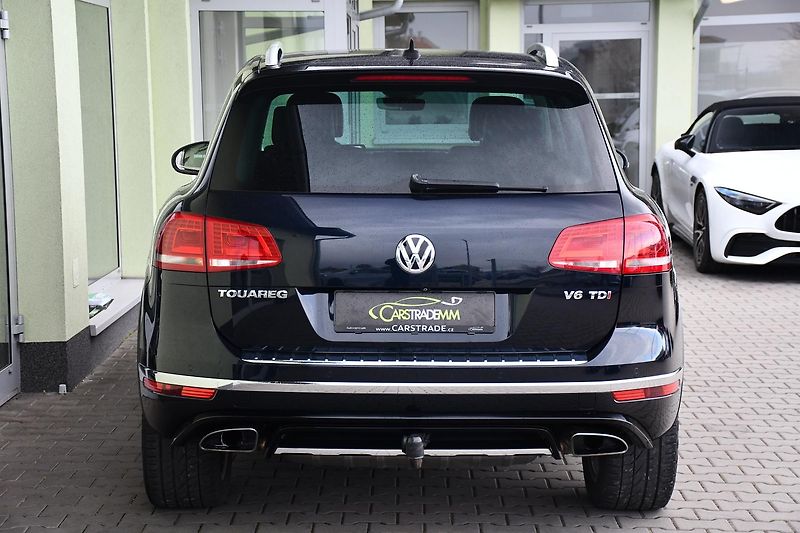 Volkswagen Touareg 3.0TDi V6 4M R-LINE TAŽNÉ ČR - fotka 6 z 44