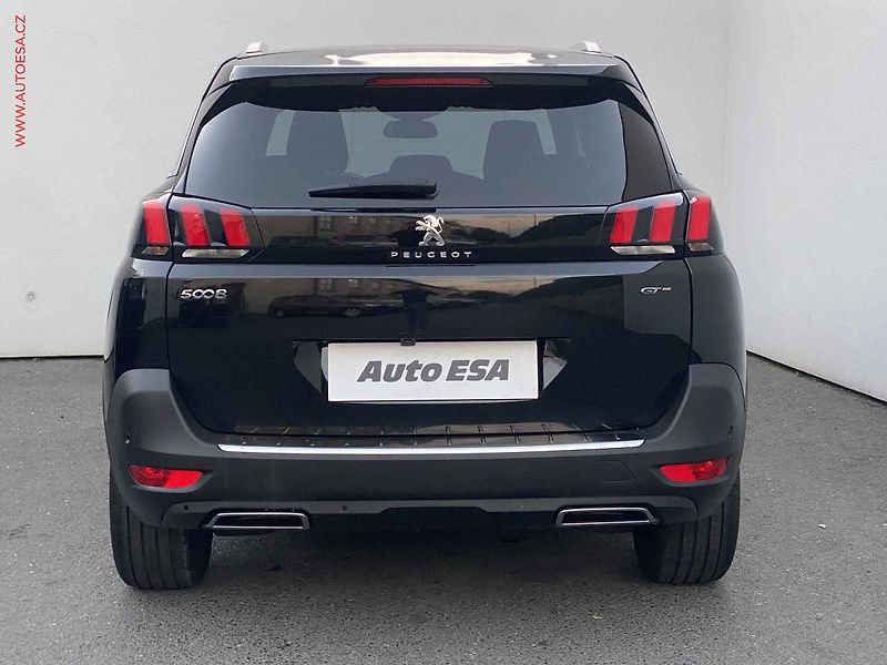 Peugeot 5008 (2019) 2.0 HDi, GT, AT, LED, navi - fotka 5 z 18