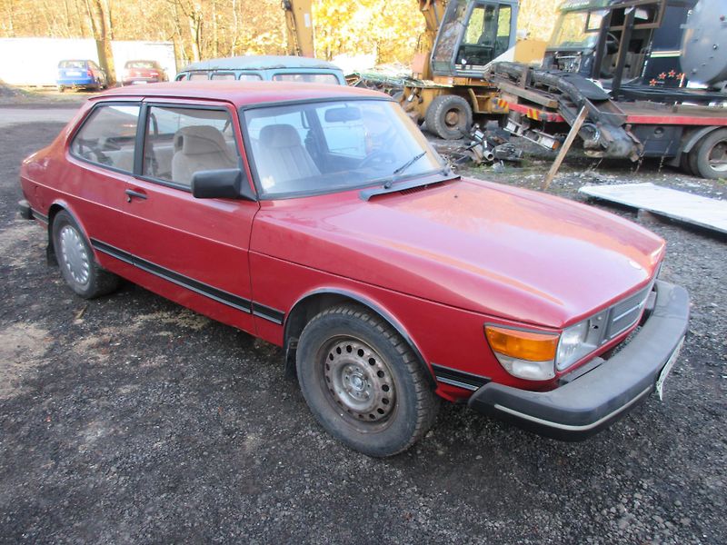 Saab 90 (1985)  2.0  - fotka 1 z 16