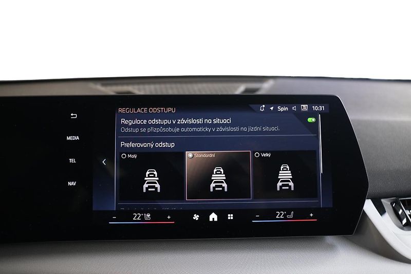 BMW X2 sDrive18d - fotka 14 z 24
