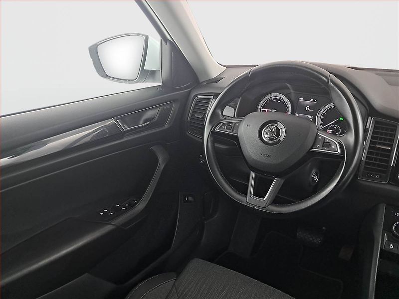 Citroën C3 (2024) Feel 1.2 PureTech, ČR,1.maj - fotka 7 z 20