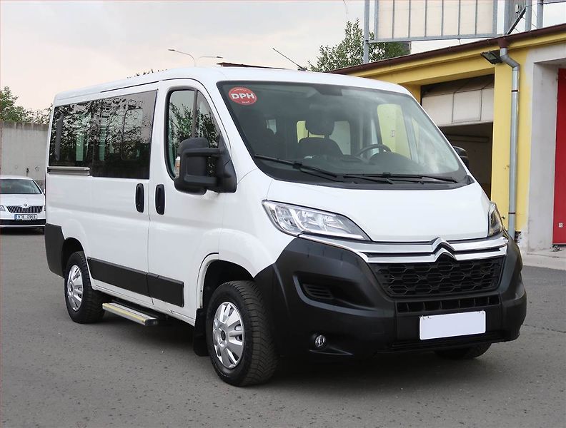 Citroën Jumper (2019) 2.2 BlueHDi, Bus, 9Míst, DPH - fotografie inzerátu
