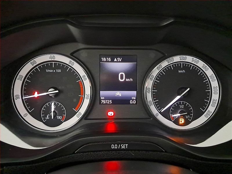 Škoda Karoq (2019) 1.0 TSI, Serv.kniha, Navi - fotka 11 z 17