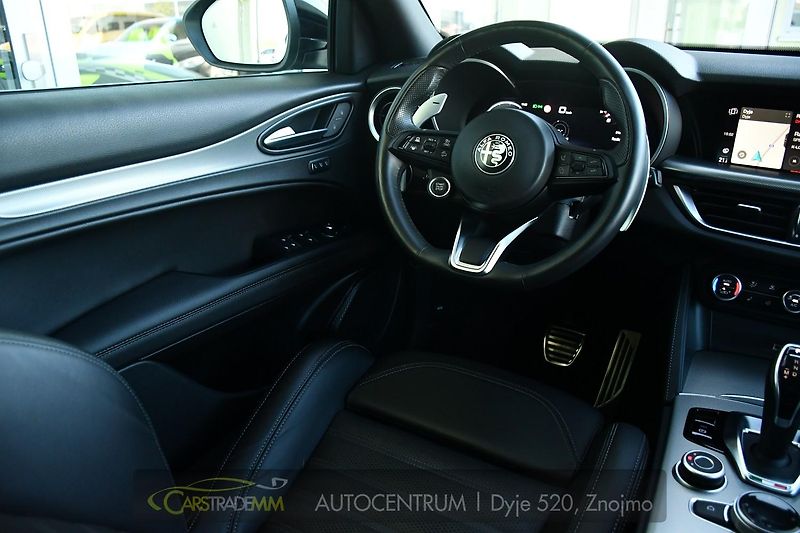 Alfa Romeo Stelvio 2.2D 16V 154kW Veloce AT8-Q4 - fotka 21 z 51