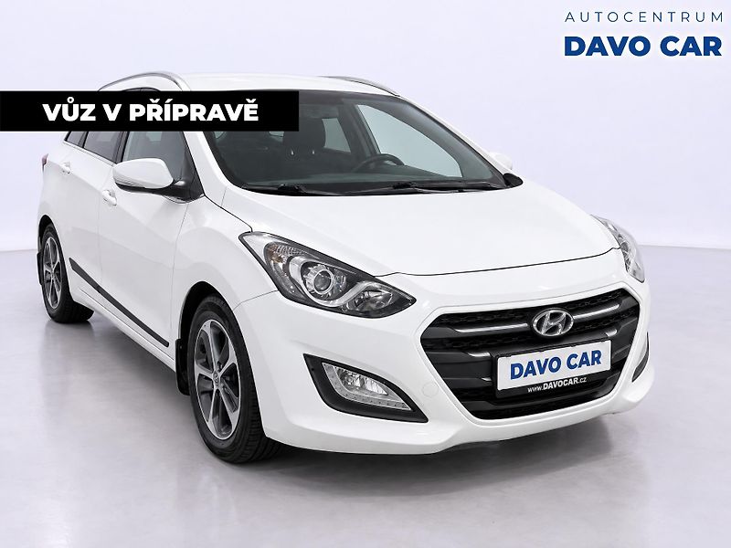 Hyundai i30 1,6 GDI 99kW Weekend Serv.Knih - fotka 4 z 7