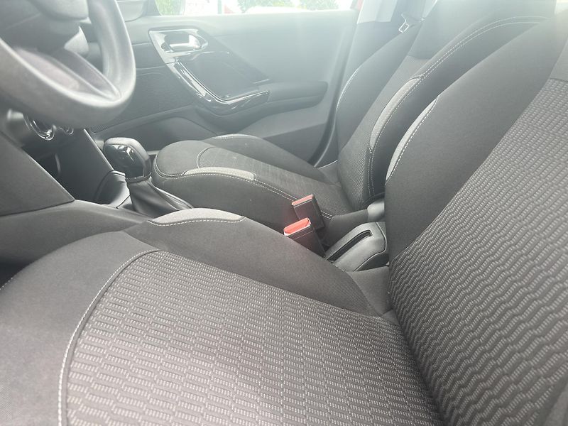 Peugeot 208 1.2i KAMERA KLIMA PŮVOD ČR - fotka 11 z 41