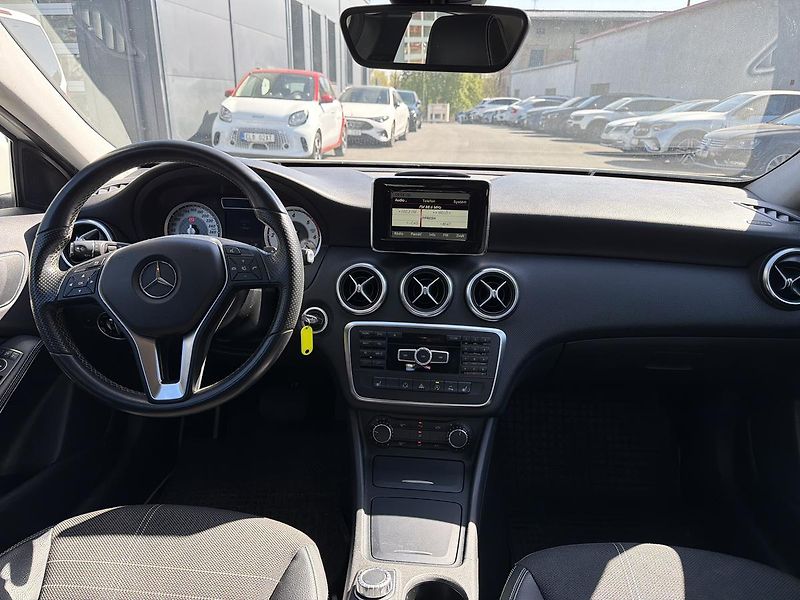 Mercedes-Benz Třídy A A 180 CDI, CZ - fotka 11 z 15
