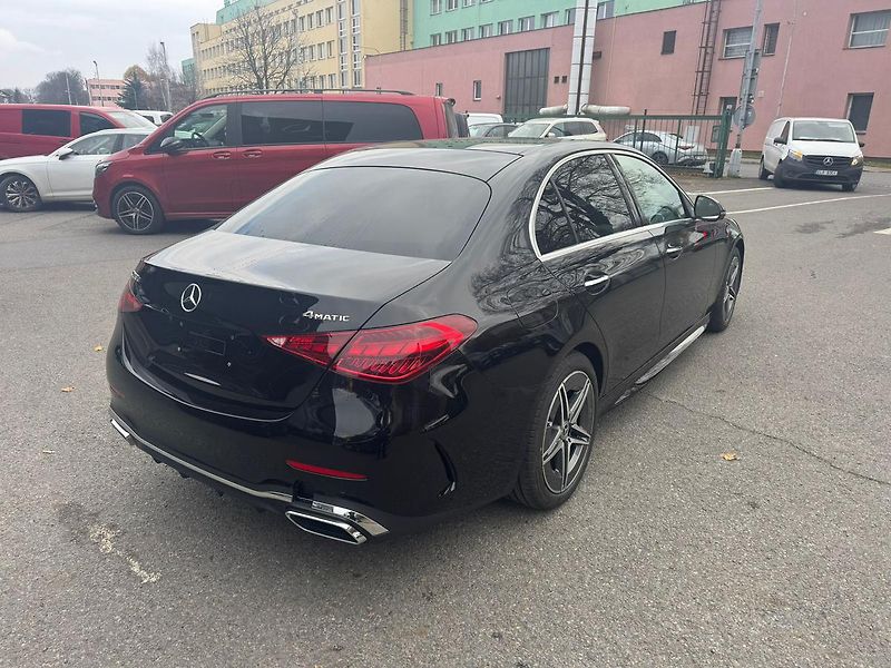 Mercedes-Benz Třídy C (2025) C 220 d 4MATIC - fotka 7 z 24