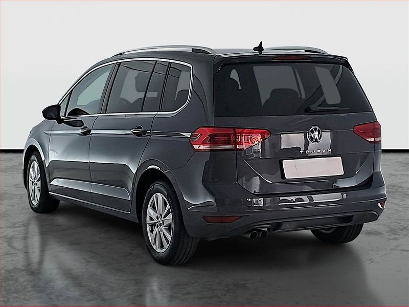 Volkswagen Touran (2023) 2.0 TDI - fotka 4 z 20