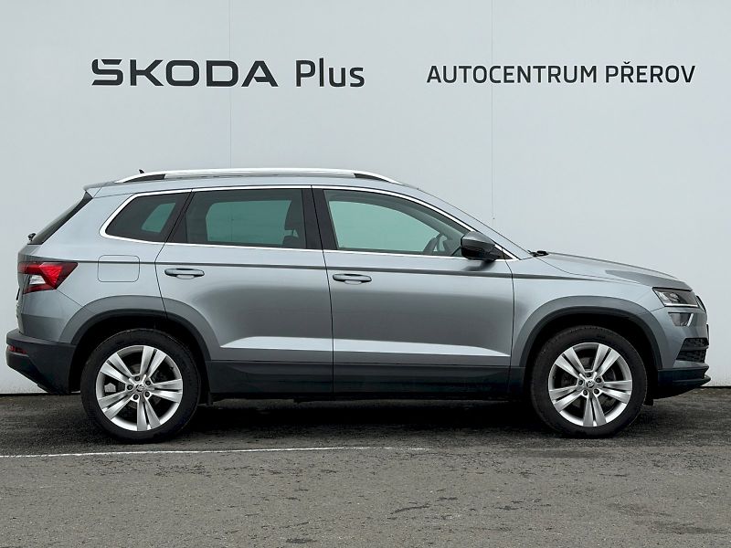 Škoda Karoq (2019) 2.0 TDI 110kW 4x4 Style ACC Si - fotka 31 z 35