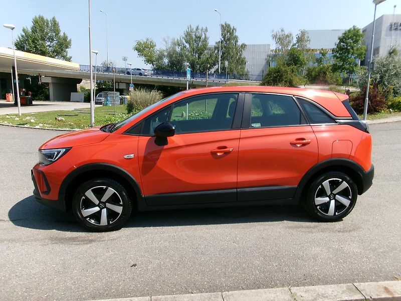 Opel Crossland (2022) 1.2 81kW KOUPENO .ČR,1.MAJITEL - fotka 2 z 14