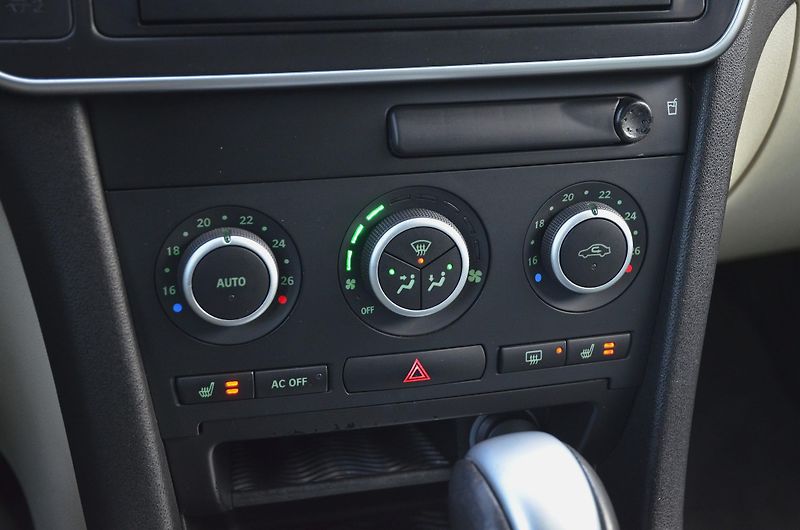 Saab 9-3 (2007) AERO 2.8 V6 Turbo 202kW - fotka 34 z 42