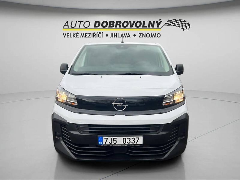 Opel Vivaro L2 (L) Crew Van 2.0 CDTi (106k - fotka 2 z 43