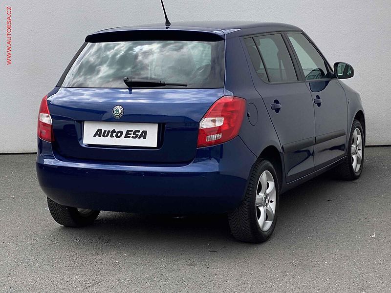 Škoda Fabia (2011) 1.2 TSi, Family - fotka 4 z 16