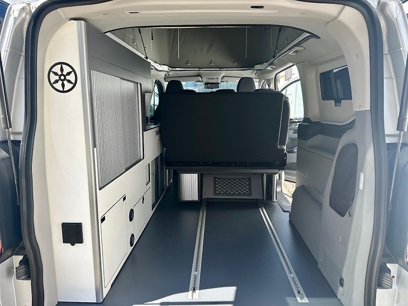 Karmann (2026) DUNCAN 500-170PS-4x4-AUTOMAT- - fotka 30 z 35