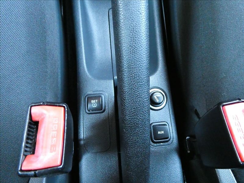 Škoda Fabia 1,2 TSi po servise,auto klima - fotka 32 z 48