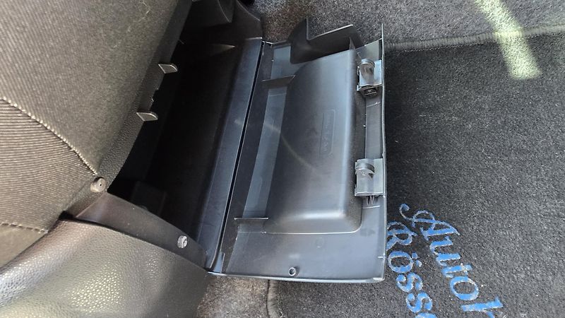 Škoda Roomster 1.4 16V STYLE ZADÁNO - fotka 22 z 37