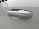 Volvo XC40 B3 DARK PLUS AUT CZ  - náhled 16