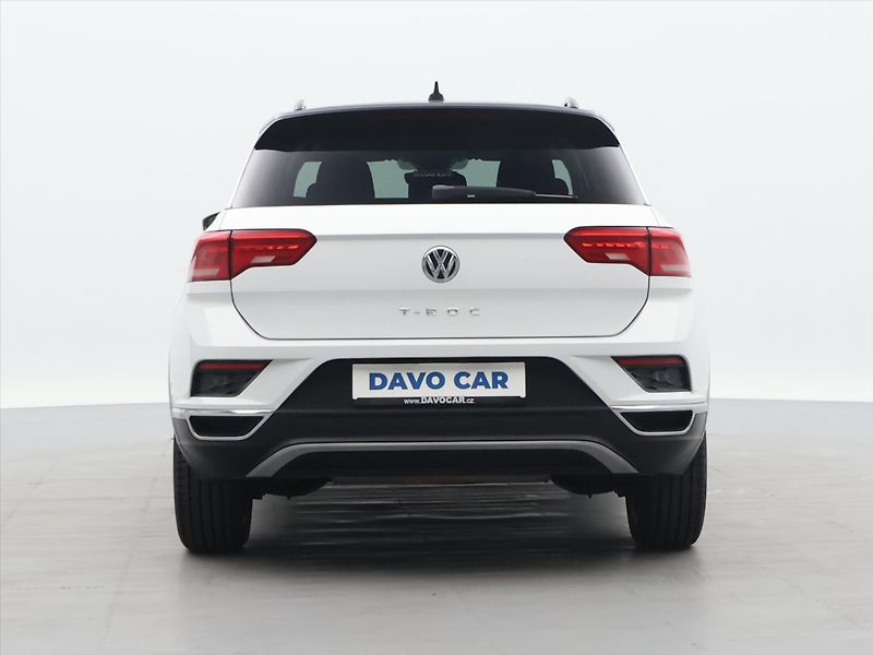 Volkswagen T-Roc 1,0 TSI Style Virtual 1.Maj. - fotka 6 z 30