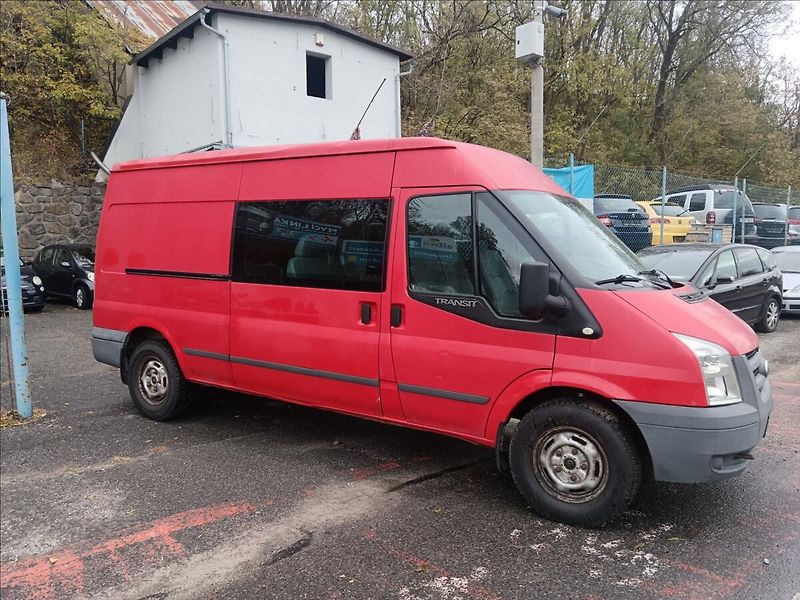 Ford Transit 2,2 TDCi 6míst - fotka 12 z 21