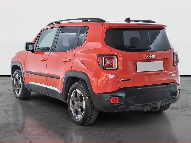 Jeep Renegade (2016) 1.6 MultiJet, Tempomat - fotka 4 z 20
