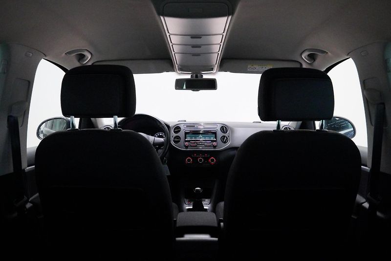 Volkswagen Tiguan - fotka 20 z 22