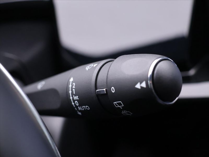 Peugeot 508 1,5 HDI 96kW Allure DPH 1.Maj. - fotka 21 z 38