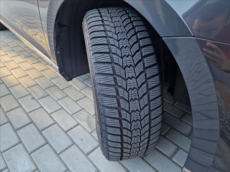 Volkswagen Passat 2.0TDI 147kW 4MOTION DSG Eleg - fotka 45 z 50