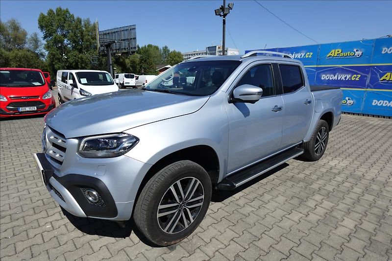 Mercedes-Benz Ostatní 2,3 CDI  250D 4MATIC PROGRESSI - fotka 2 z 35