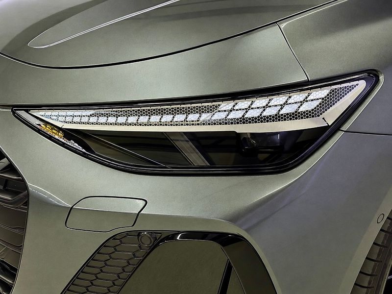 Audi A6 3.0 TDI 220KW AVANT QUATTRO S- - fotka 7 z 31