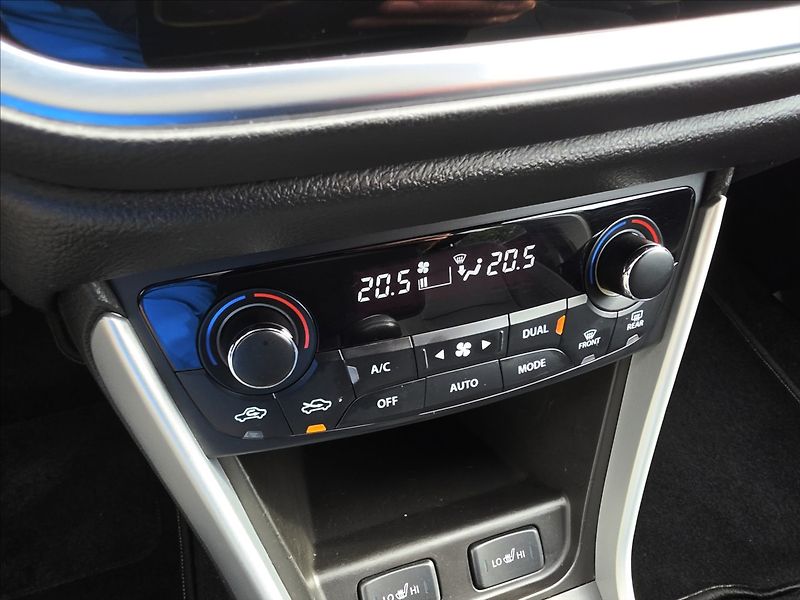 Suzuki S-Cross 1,4 Mild Hybrid AllGrip Premiu - fotka 21 z 45