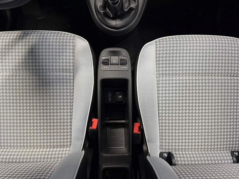 Fiat 500 (2026) 500 Hybrid Torino Hatchback 1. - fotka 15 z 21