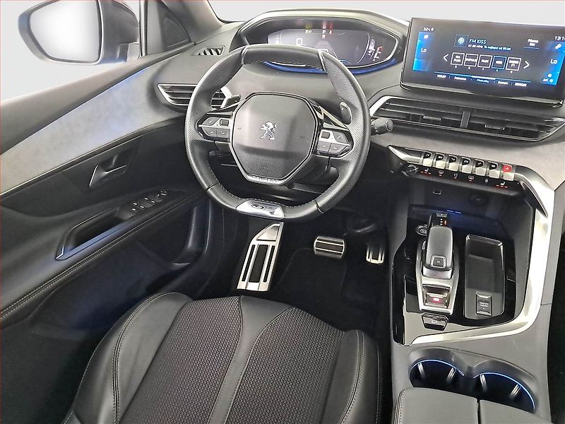 Peugeot 3008 (2023) 1.2 PureTech - fotka 7 z 19