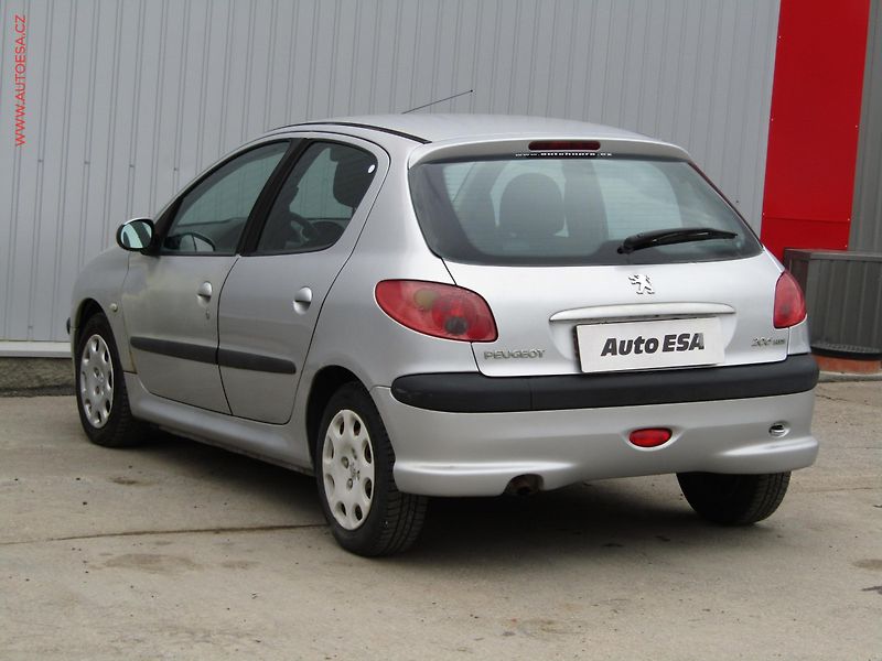 Peugeot 206 (2005) 1.4HDi, STK3/28 - fotka 6 z 13
