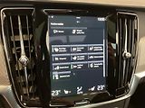 Volvo V90 B4 FWD R-DESIGN AT8 - náhled 24